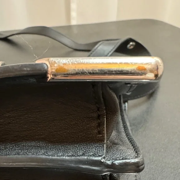 Mackage Black Pebbled Leather Crossbody Bag Arrow Detail & Hardwear Motorcycle - Picture 6 of 12